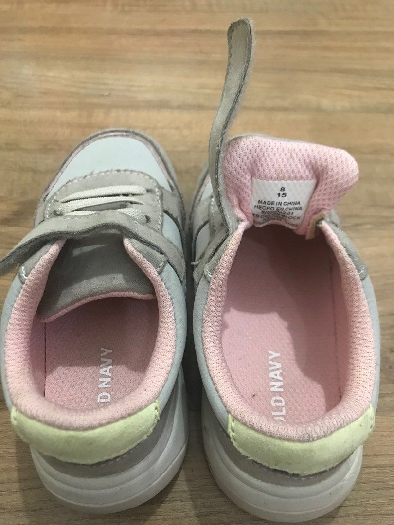 Baby/kids shoes (Category: Babies & Kids Fashion) located in Manila. Submitted by chinitah25 (Listing ID 1367885573, Image 2). Description: Preloved Brand: Old navy .