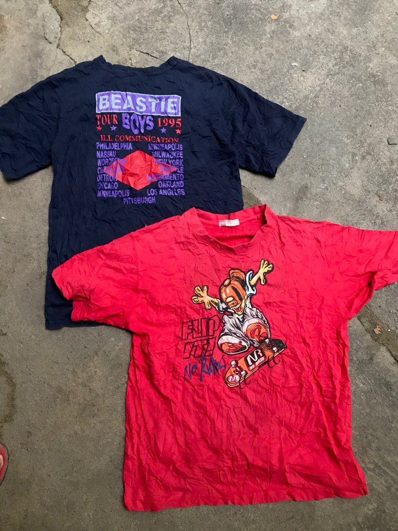 Beastie boys rap shirt (Category: Tshirts & Polo Shirts ) located in Victoria. Submitted by thrifted_garments (Listing ID 1368009295, Image 3). Description: Dimes: L27.5xW22.