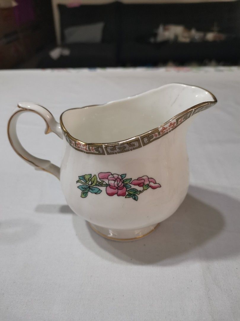 Branded European milk jugs (Category: Coffee & Tea Tableware) located in Pasig City. Submitted by singledadreseller (Listing ID 1367921617, Image 3). Description: Branded European milk jugs Richmond vgc indian tree duchess has goldloss Royal crown derby has dotted goldloss all for 500.