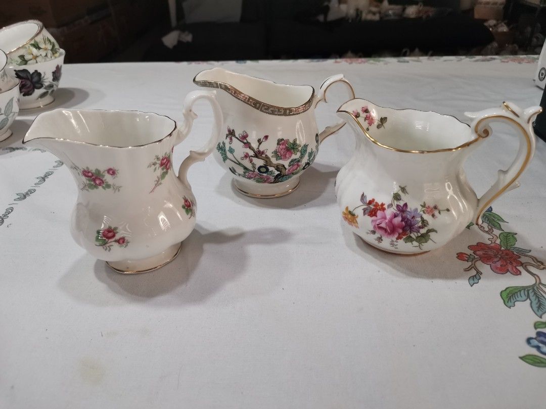 Branded European milk jugs (Category: Coffee & Tea Tableware) located in Pasig City. Submitted by singledadreseller (Listing ID 1367921617, Image 1). Description: Branded European milk jugs Richmond vgc indian tree duchess has goldloss Royal crown derby has dotted goldloss all for 500.