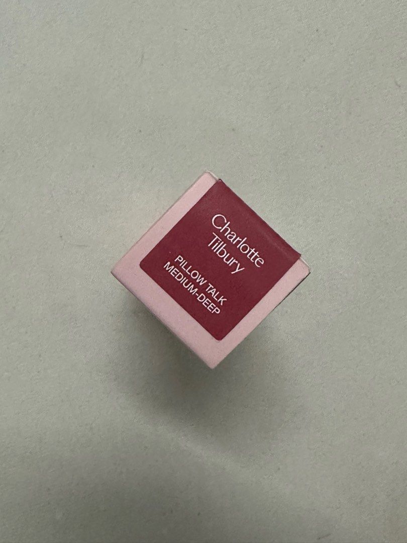 CT Lipgloss (Category: Makeup) located in Seri Kembangan. Submitted by nvsda (Listing ID 1367908821, Image 2). Description: Still sealed.