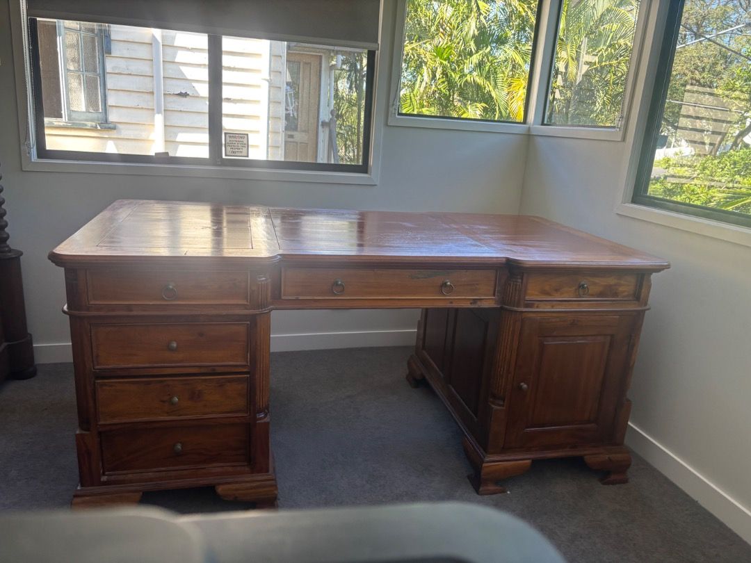 Desk and filing cabinet Repurposed antique wood (Category: Furniture) located in Melbourne. Submitted by rubyvharri81065 (Listing ID 1367866038, Image 1). Description: About 8 years old Their are scratch marks on the top of the desk All draws are functional Original purchase price was $1600 1.8 meters length 0.9 meters width 0.8 meters high.