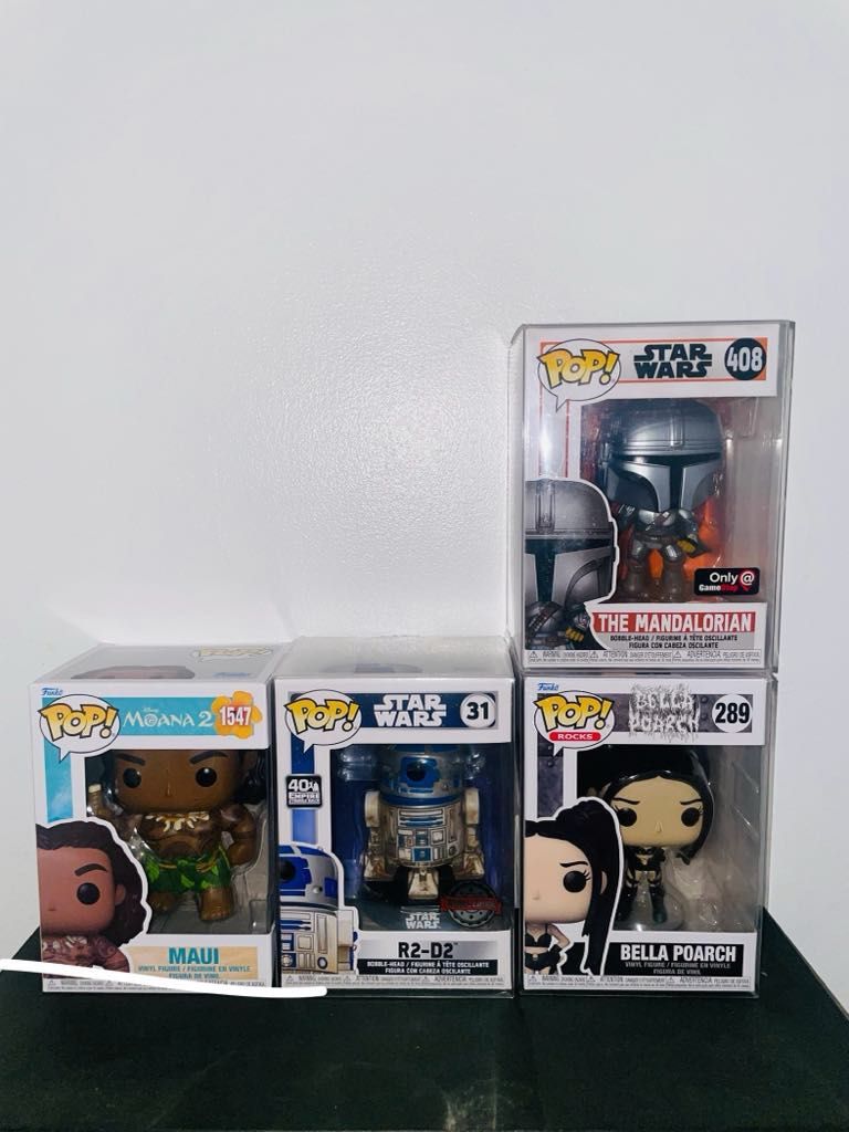 Funko Pops (Category: Designer & Blind Box Toys) located in Santa Rosa. Submitted by bonovox (Listing ID 1367997837, Image 2). Description: Funko Pop: 1. Infinite Deku (10/10) = ₱800 2. Mandalorian (10/10) = ₱1,400 3. Lebron James (9/10) = ₱600 4. Gandalf the white (8/10) = ₱800 5. Captain America SE (7/10) = ₱700 6. R2D SE (6/10) = ₱600 7. Mini Puft (10/10) = P1,000 8. SS Gohan GITD (8/10) = ₱700 9. King Killmonger (8/10) = ₱600 10.The Rock (8/1