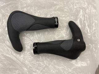 （分類：）位於 。 由 hkhken 提交（商品編號 1367967229，圖片 1）。簡介： 。