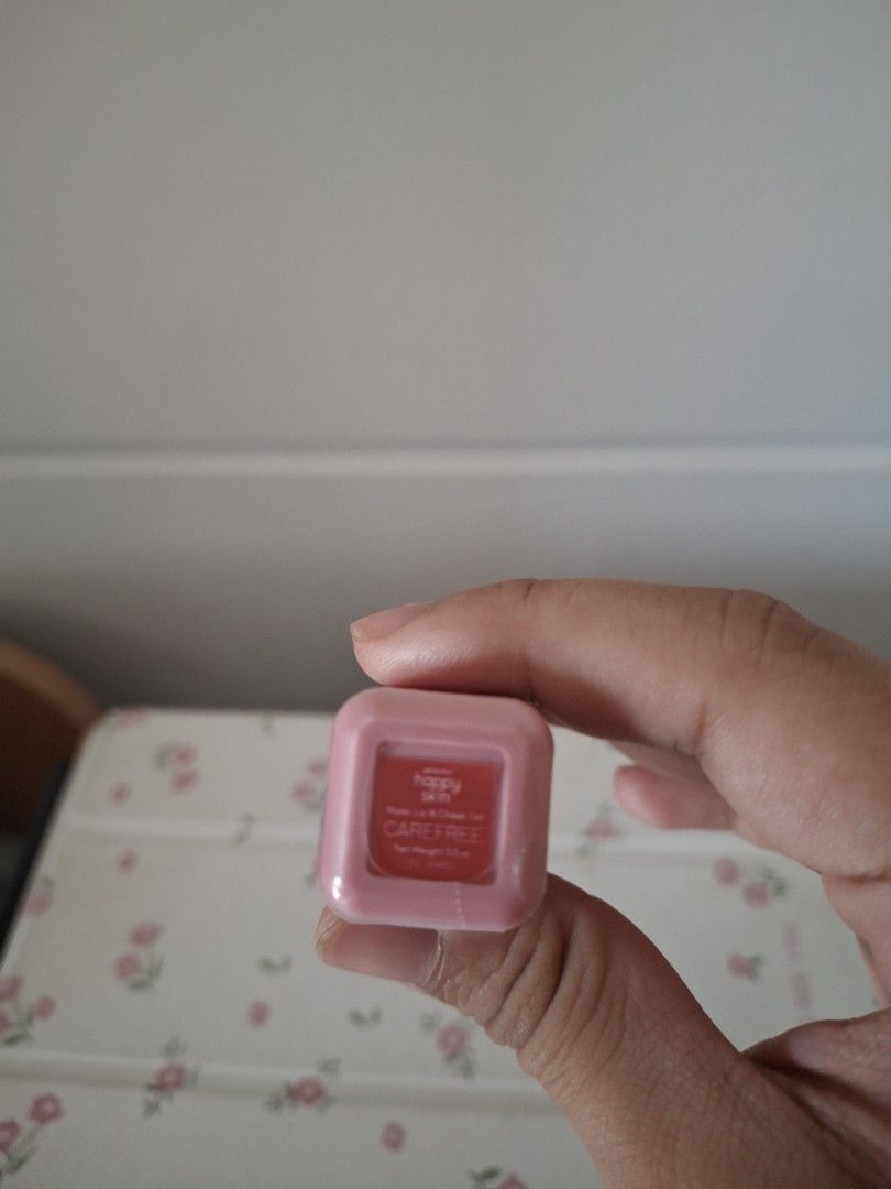 Happy Skin Water Tint (Category: Makeup) located in Manila. Submitted by dprbea (Listing ID 1367919374, Image 2). Description: .