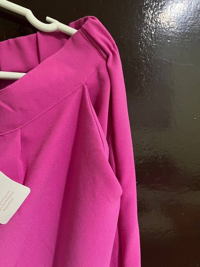 HTP Trouser Pants (Category: Other Bottoms) located in Mariveles. Submitted by teppeyback (Listing ID 1367998894, Image 3). Description: Brand new with tag. Vibrant pink loose pants with pockets and garter high waist. HTP size ML. Rfs: declutterring Location: Bataan Payment options: BDO & Maya Shipping: shouldered by buyer .