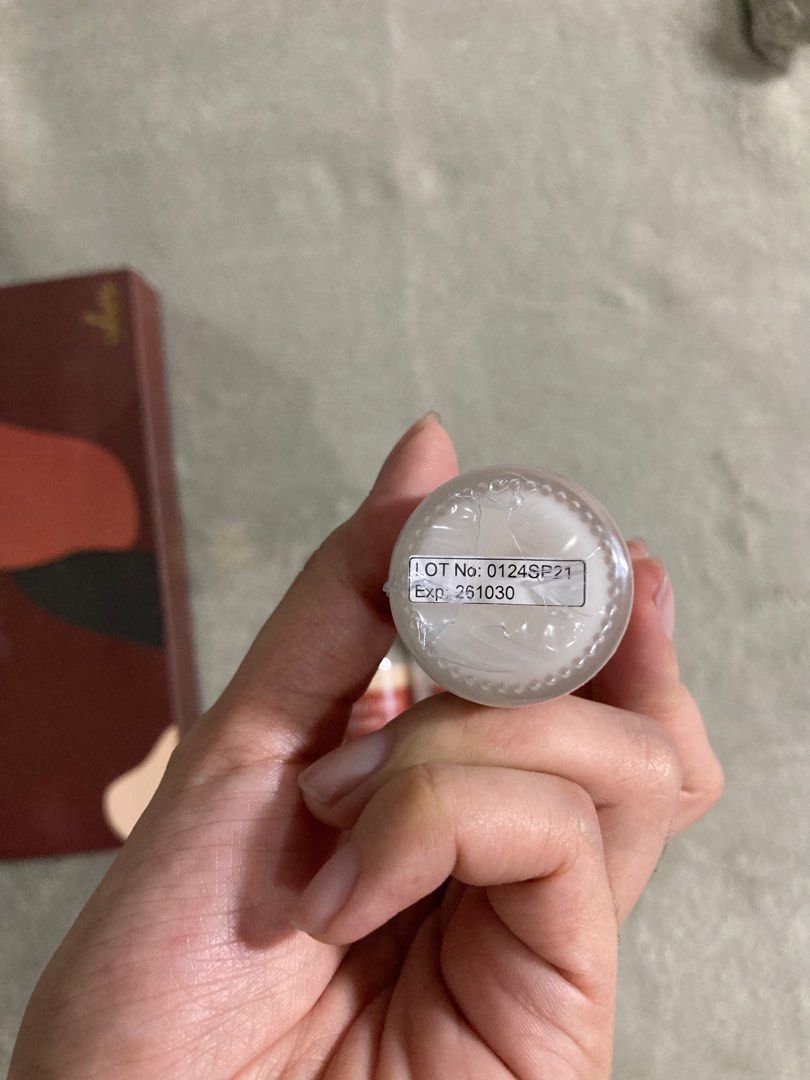 Idara Post Laser Serum (Category: Body Care) located in Quezon City. Submitted by checkereddd (Listing ID 1367864051, Image 3). Description: Bought from Idara last year for 3,000+ This cannot be bought from the store as single bottles. Selling for 1,200 for everything. .