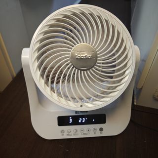 （分類：）位於 。 由 caroulll 提交（商品編號 1367900672，圖片 1）。簡介： 。