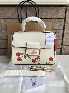 （分類：）位於 。 由 you_deserve_it 提交（商品編號 1368029040，圖片 1）。簡介： 。