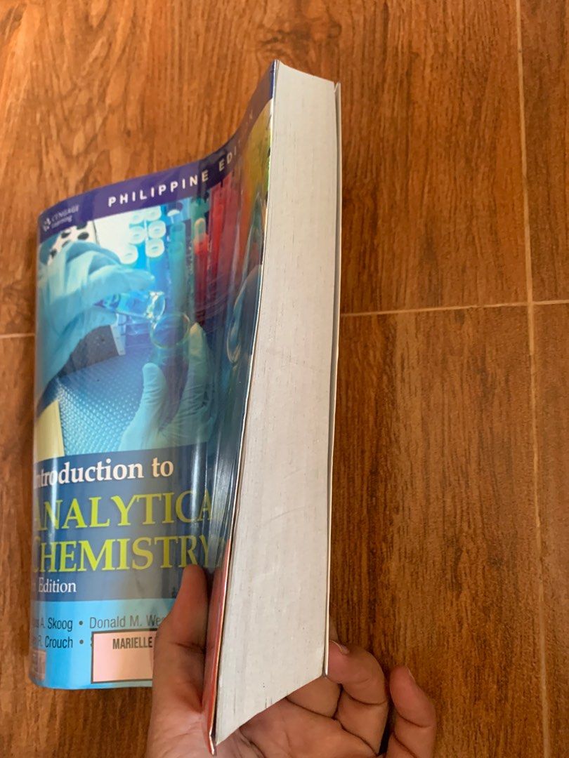 Introduction to Analytical Chemistry (Category: Textbooks) located in Floridablanca. Submitted by bebethorns (Listing ID 1367863977, Image 2). Description: No colored highlights pencil markings on few pages looks new and can still smell the distinct smell of new paper.