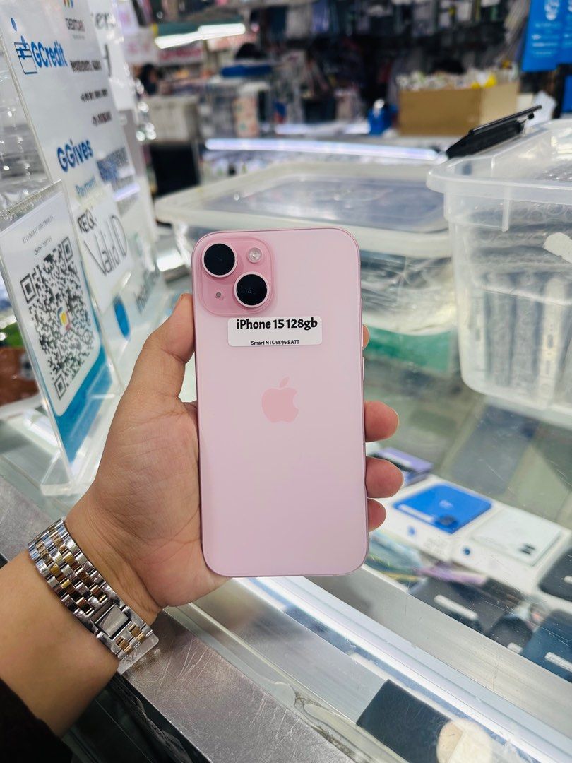 Iphone 15 128gb 95% batt smartlocked (Category: iPhone 15 Series) located in San Juan City. Submitted by javedsgadgetshop (Listing ID 1367921595, Image 1). Description: INSTALLMENT OPTIONS : SPAY LATER / GGIVES / CREDIT CARD! WE BUY AND SELL SO PWEDE MAGBINTA OR SWAP ! Quick Specs : Iphone 15 •128gb •NTC Variant •95% batt health •Smartlocked •95% Smoothness •No hidden issue | No Repaired •100% Authentic | Not Refurbished •w/ OEM Charger & store w