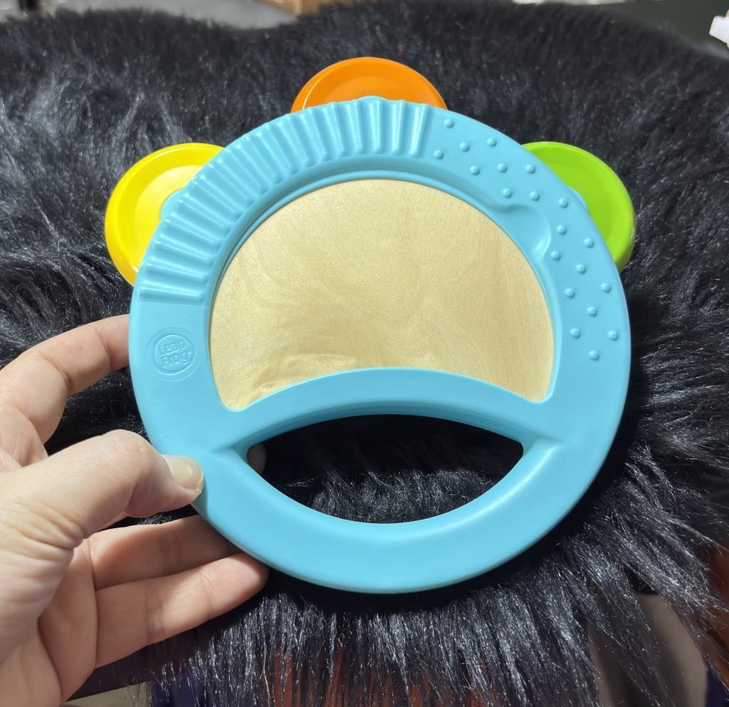 Leap Frog Tambourine (Category: Musical Instruments) located in Manila. Submitted by dallecloset_ii (Listing ID 1367919533, Image 1). Description: slightly used pa.
