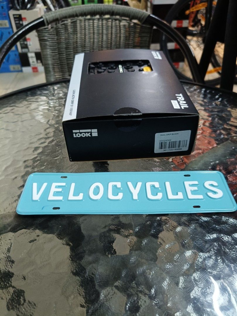 Look Trail Grip Activ Grip By Vibram Black (Category: Bicycles) located in Manila. Submitted by harumikiyomizu09 (Listing ID 1367884234, Image 3). Description: Look Trail Grip Activ Grip By Vibram Black Php 3,850 LOOK Trail Grip pedals with Activ Grip by Vibram rewrite performance and personality rules for off-road riding. Unique, mountain peak-evolved, composite stud and rubber lug tread inserts give brilliant bike control and slip free security