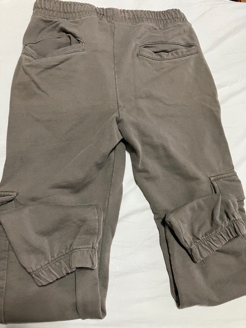 Mango cotton cargo pants (Category: Babies & Kids Fashion) located in Paranaque City. Submitted by leipicks (Listing ID 1367953057, Image 3). Description: Like new. Outgrown. Size 146cm..