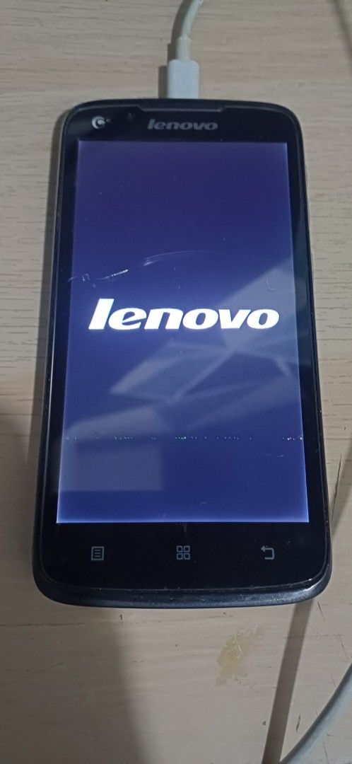 Mixed android.. (Category: Android Others) located in Kota Tinggi. Submitted by selvan89 (Listing ID 1367440818, Image 2). Description: All can use ..need battery change.. ..2phone can't turn on..some stuck on logo.