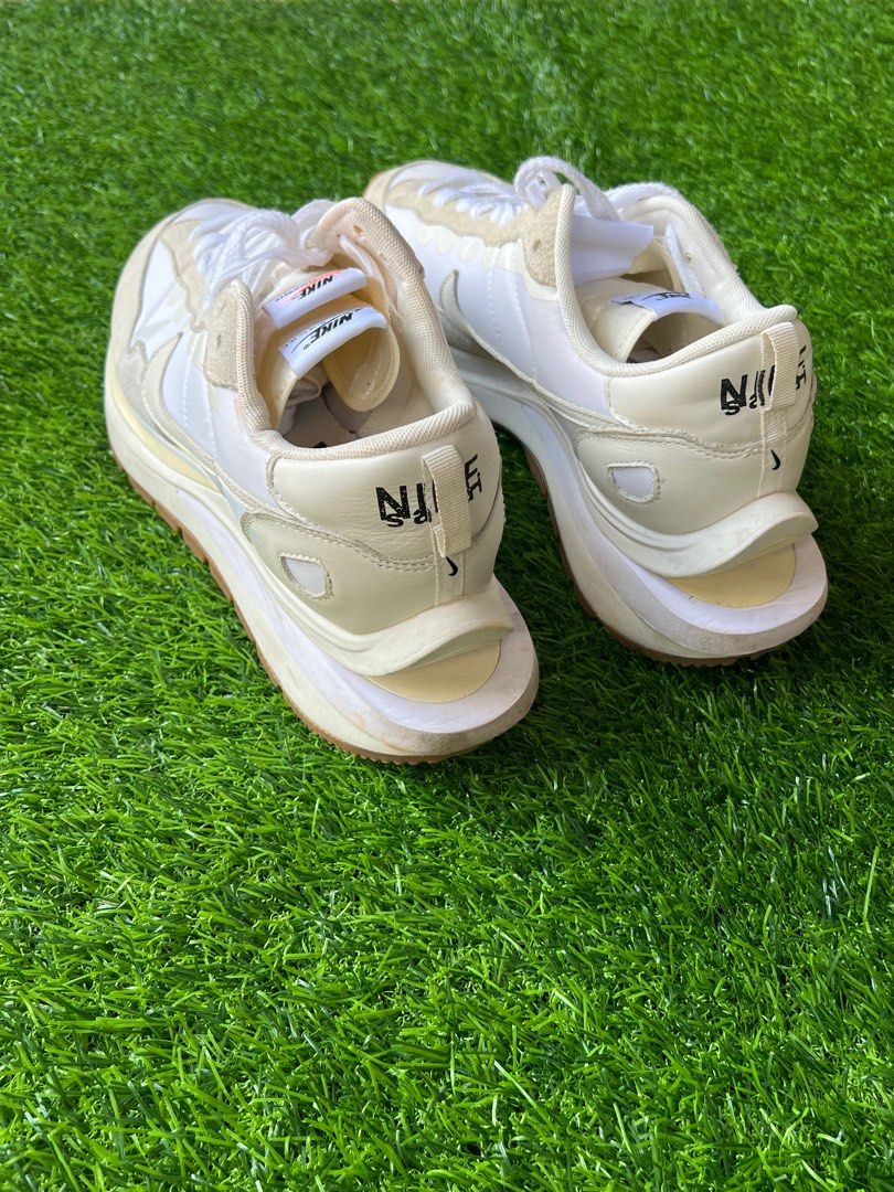 RUSH !!! Nike Sacai VaporWaffle (Category: Sneakers) located in Dumaguete. Submitted by migsags10 (Listing ID 1368019319, Image 2). Description: Nike Sacai VaporWaffle “Sail” US 12 | UK 11 | EUR 46 no box excellent condition - 9.9/10.