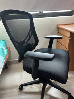 (Category: ) located in . Submitted by ronvalous (Listing ID 1367979117, Image 1). Description: .