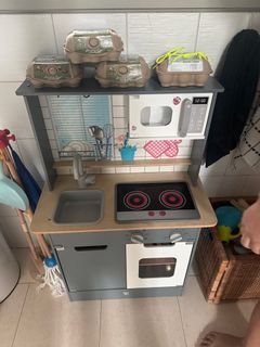 (Category: ) located in . Submitted by nicolefau (Listing ID 1367977791, Image 1). Description: .