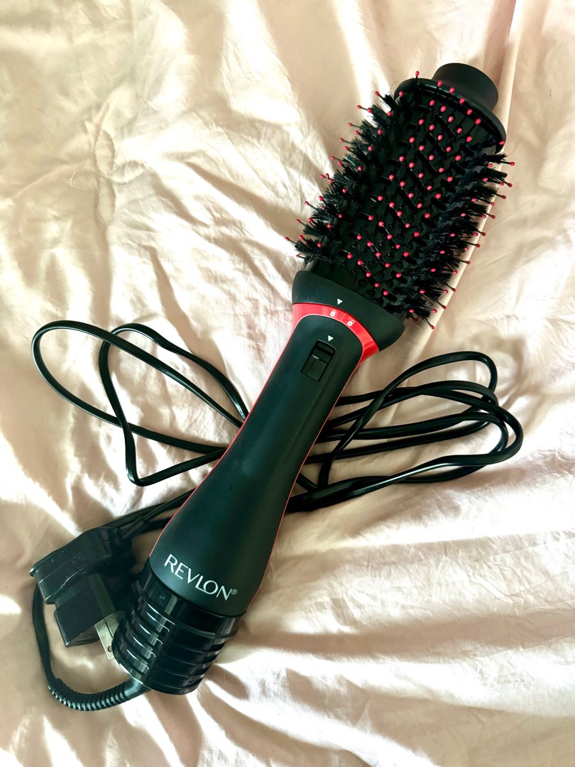 Revlon One Step Volumizer Plus, Women's Fashion, Watches & Accessories ...