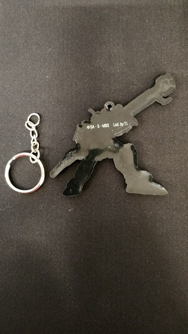 由 toy_life (刊登 ID 1367910941，圖片 2) 提交，位於 台北市 (Taipei) 的 機動戰士鋼彈seed鑰匙圈-暴風鋼彈款 (類別：其他遊戲週邊商品)，說明：全新未使用，附金屬鑰匙圈。