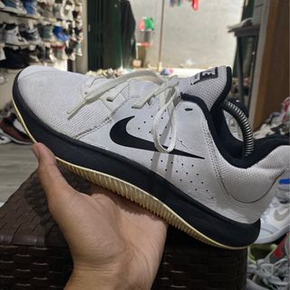 (Kategori: ) berada di . Dikirim oleh arkenz_sneakers.id (ID iklan 1367919072, Gambar 1). Deskripsi: .