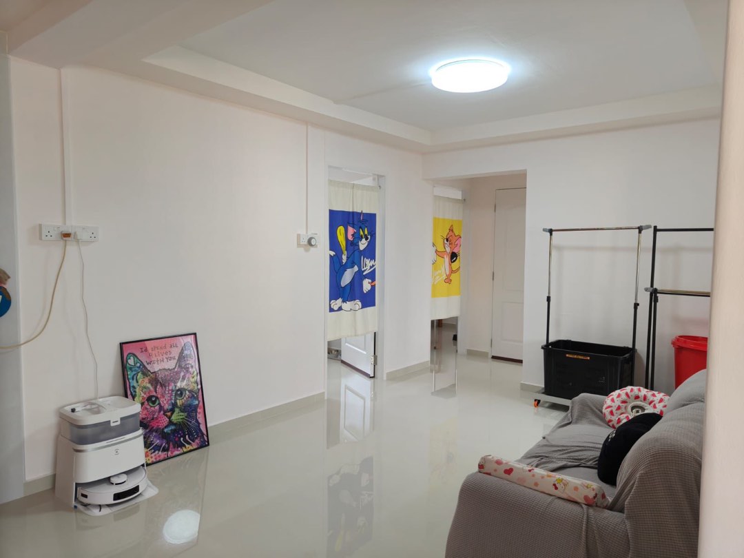 (Category: ) located in . Submitted by rent_jurong (Listing ID 1368038169, Image 1). Description: .