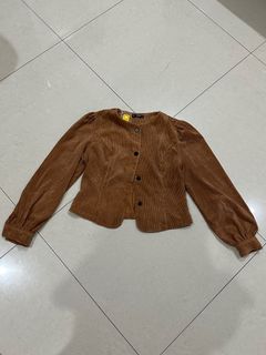 (Kategori: ) berada di . Dikirim oleh prelovedstoryy (ID iklan 1367995518, Gambar 1). Deskripsi: .