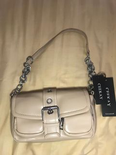 (Kategori: ) berada di . Dikirim oleh daily.reloved (ID iklan 1367913978, Gambar 1). Deskripsi: .