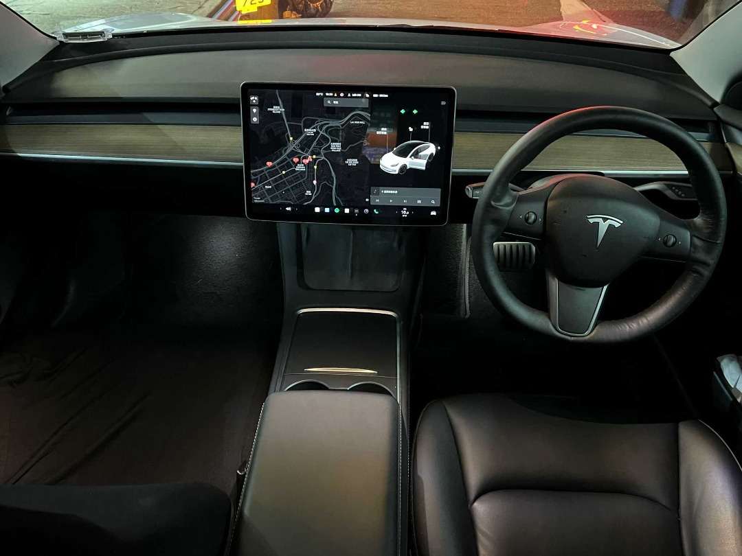 Tesla  MODEL 3 PERFORMANCE Auto498312648589977606
