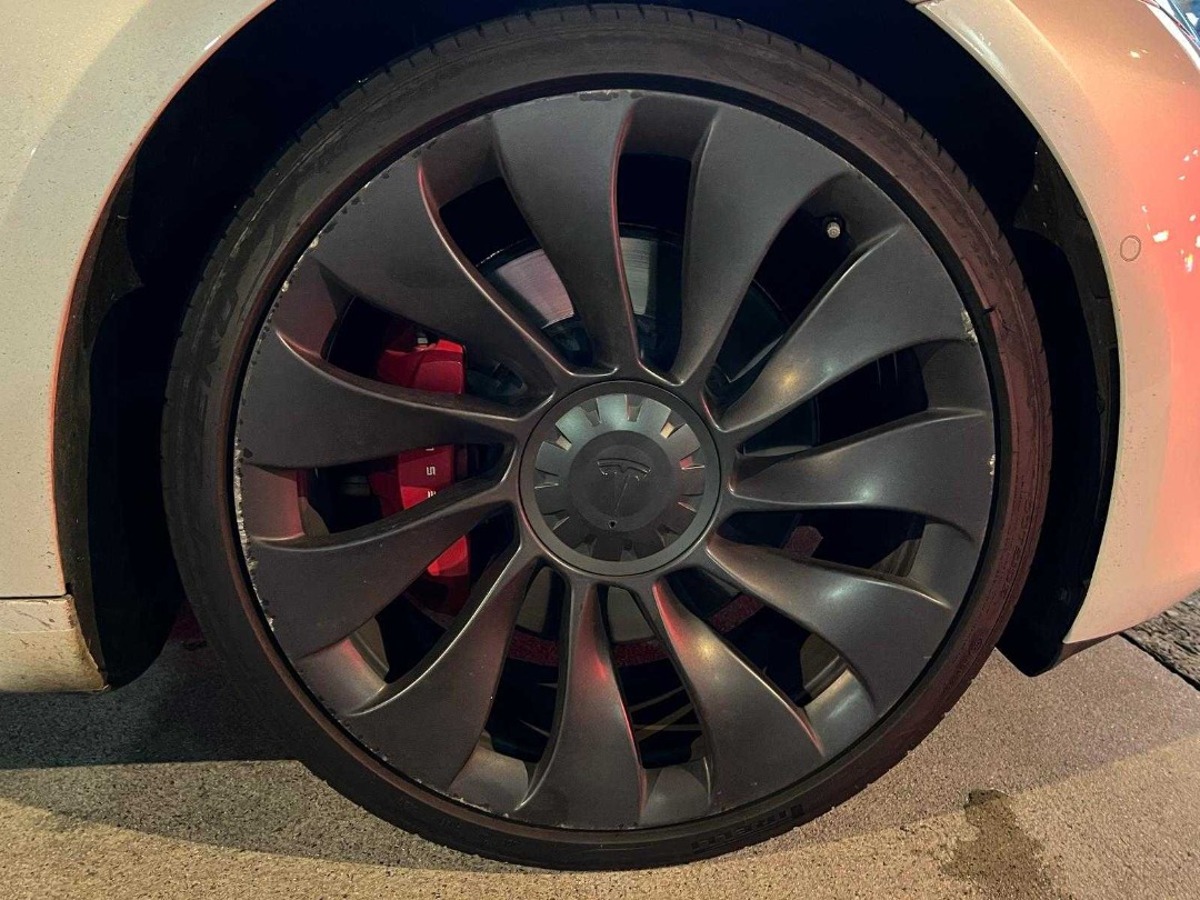 Tesla  MODEL 3 PERFORMANCE Auto498312648589977607