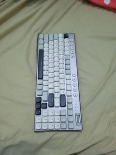 (Category: ) located in . Submitted by bxdroid (Listing ID 1367999213, Image 1). Description: .