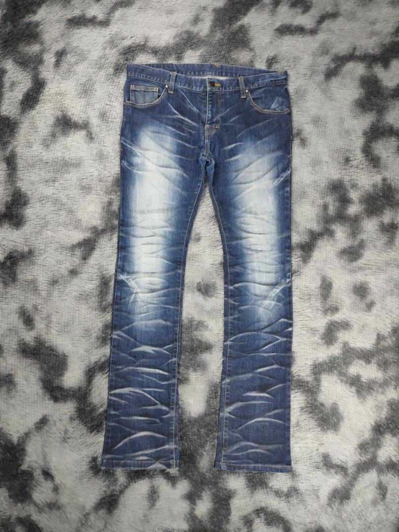 Tornado Mart Japan Jeans (Category: Jeans) located in Muntinlupa City. Submitted by d_code (Listing ID 1367967372, Image 1). Description: Size 34 good as new width 17.5 x 42 length x 8 hem.