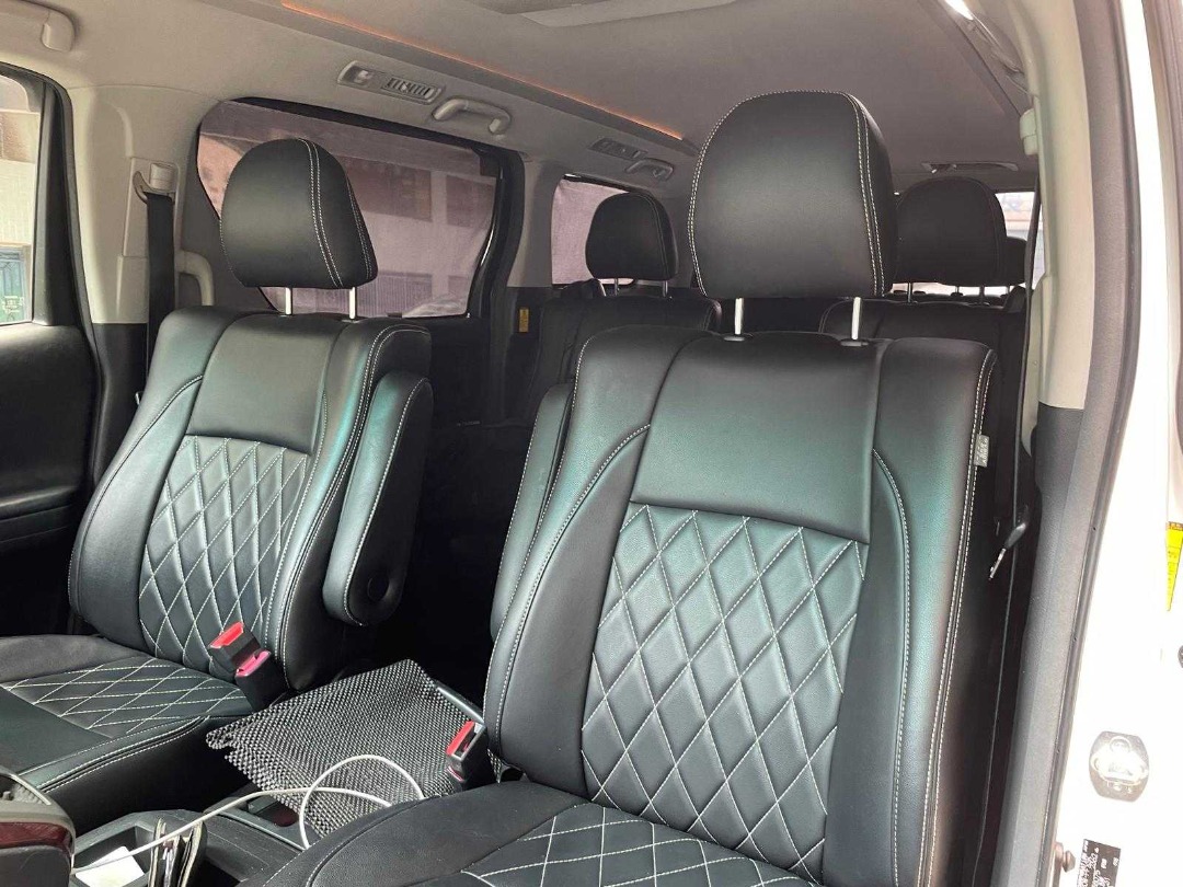 Toyota ALPHARD 2.4 Auto498325750106695689