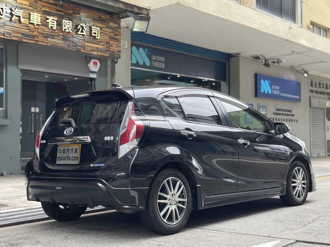 Toyota  AQUA Auto62863131664003113