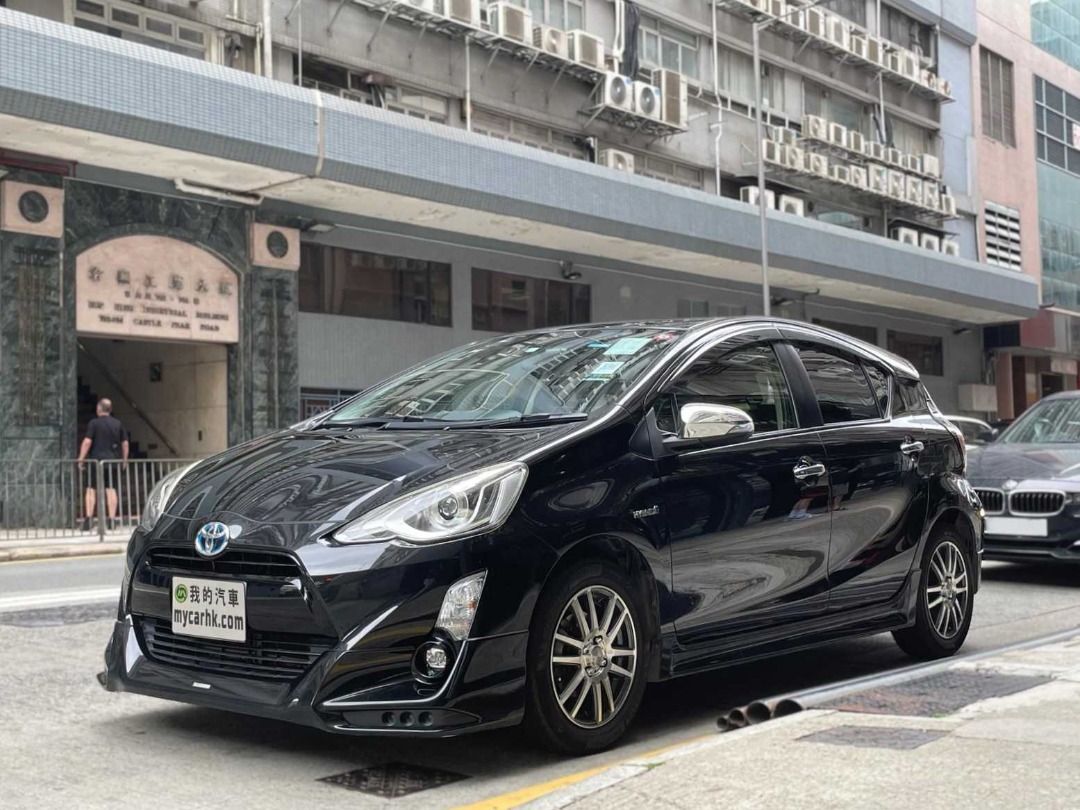 Toyota  AQUA Auto62863131664003111