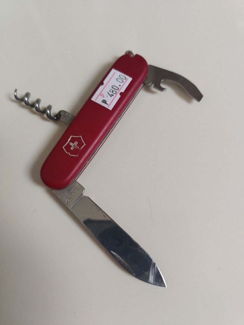 victorinox swiss knife 15 (Category: Knives & Chopping Boards) located in Manila. Submitted by goldenking0 (Listing ID 1367948196, Image 1). Description: .