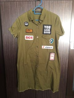 (Category: ) located in . Submitted by wardrobefiesta (Listing ID 1367904937, Image 1). Description: .
