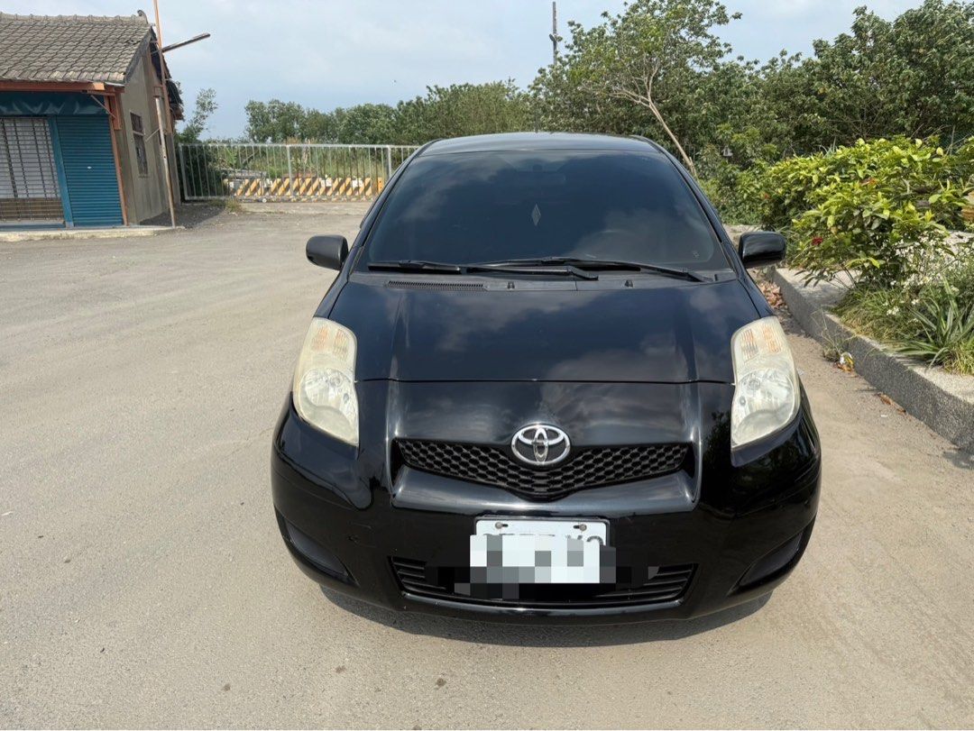 由 jealway (刊登 ID 1368082465，圖片 1) 提交，位於 台中市 (Taichung) 的 2010年 Toyota YARIS 黑色 (類別：汽車出售)，說明：自售 〔車商勿擾〕 2010年 Toyota YARIS 黑色 配備：雙安全氣囊、恆溫空調、、方向盤音響控制鍵、鋁圈、前後車雷達、ABS煞車系統、安桌機 2.隨時可過戶交車。 3.年份：2010年 4.里程：22萬 5.售價：12.8萬 6.聯絡方式：私訊 7.所在地區：雲林西螺自售 〔車商勿擾〕。