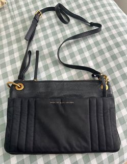 （分類：）位於 。 由 lpk123 提交（商品編號 1368168819，圖片 1）。簡介： 。