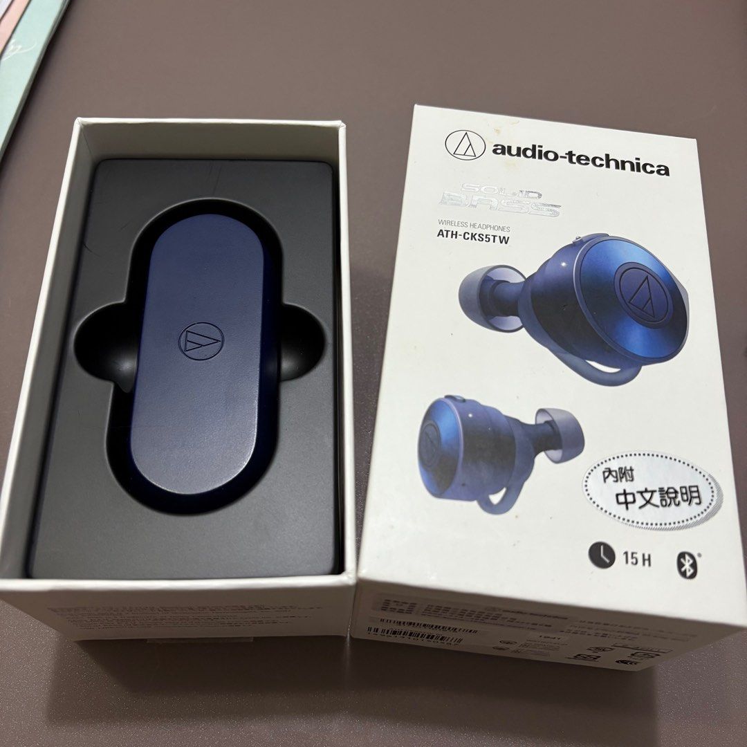 由 hb161103 (刊登 ID 1368206783，圖片 3) 提交，位於 台北市 (Taipei) 的 二手 Audio Technica 鐵三角 ATH-CKS5TW 真無線耳機 深刻重低音迴響 (類別：耳機)，說明：功能正常 沒使用幾次。