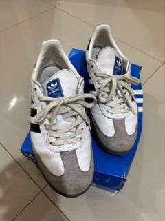 (Kategori: ) berada di . Dikirim oleh _gloo_ (ID iklan 1368105689, Gambar 1). Deskripsi: .