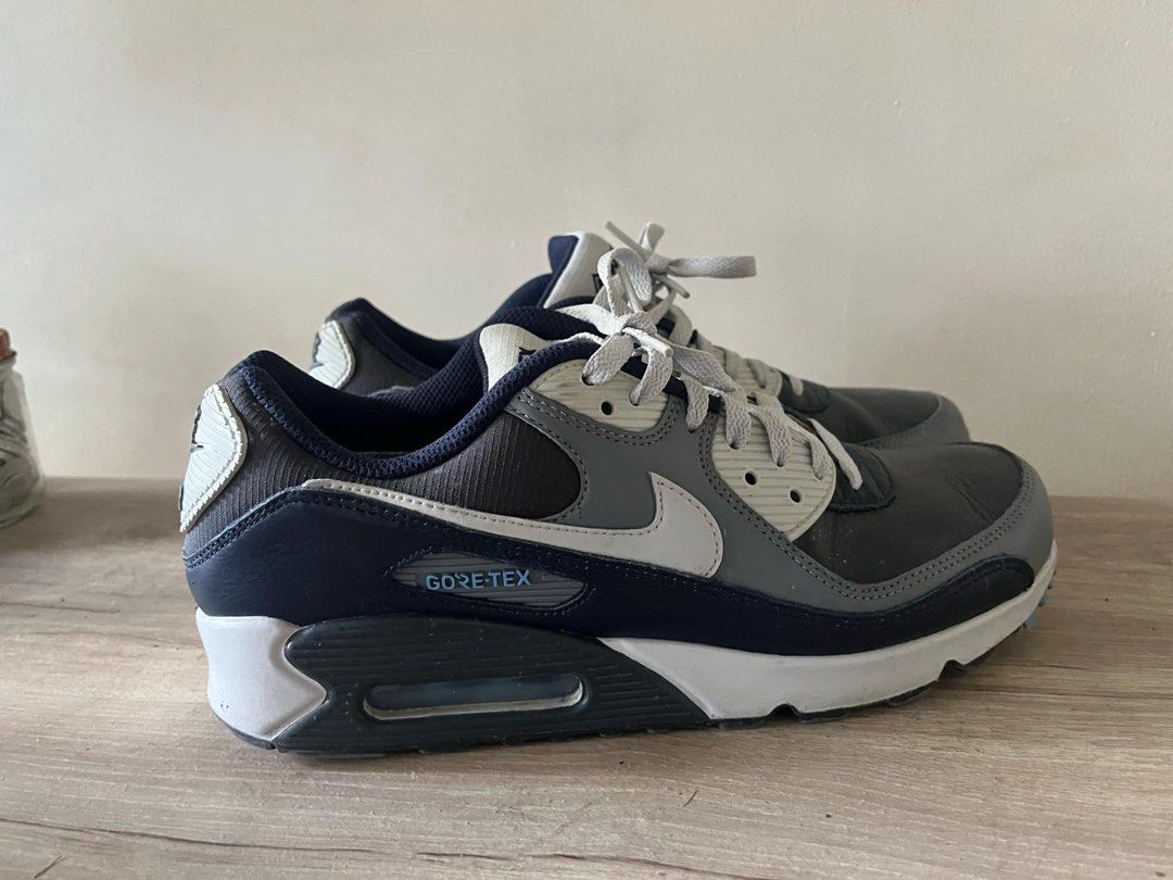 Air Max 90 Gore-Tex Obsidian Blue (Category: Sneakers) located in Quezon City. Submitted by libanganstreet (Listing ID 1368166424, Image 2). Description: Original Air Max 90 Gore-Tex Obsidian Blue Size 9 US Well Used worn 5-10 times No Box Meet Ups.