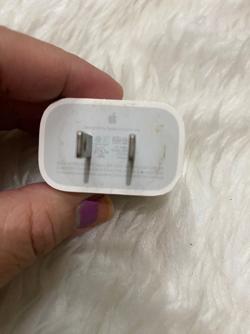 Apple adaptor type c orig (Category: Chargers & Cables) located in Manila. Submitted by eileensshoponlineshop (Listing ID 1368047098, Image 1). Description: .