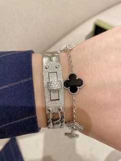 (Category: ) located in . Submitted by redrabbitluxury_singpore (Listing ID 1368114425, Image 1). Description: .
