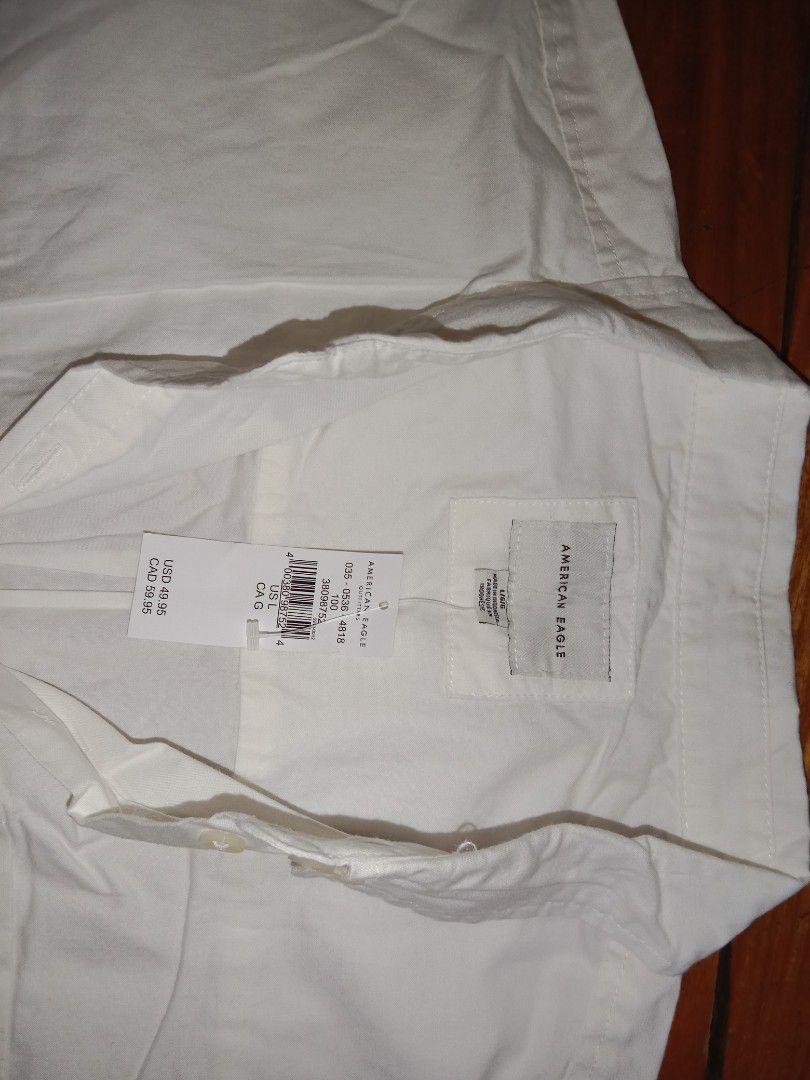 Classy white top (Category: Longsleeves) located in Quezon City. Submitted by Isssa (Listing ID 1368119632, Image 2). Description: these are personal items and bought from the US.