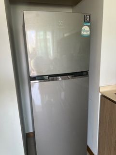 (Category: ) located in . Submitted by lostras (Listing ID 1368140000, Image 1). Description: .