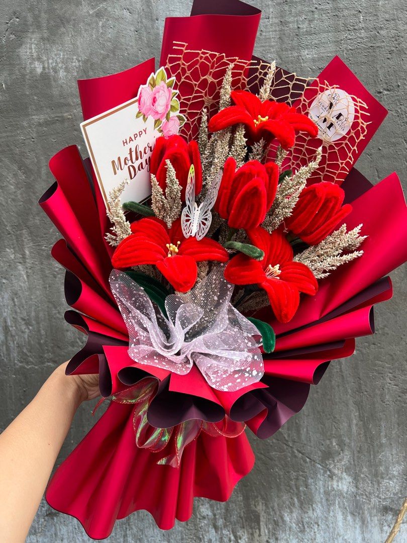 fuzzy wire tulips lily bouquet (Category: Flowers & Bouquets) located in Valenzuela. Submitted by mflowers_crafts (Listing ID 1368123024, Image 3). Description: .