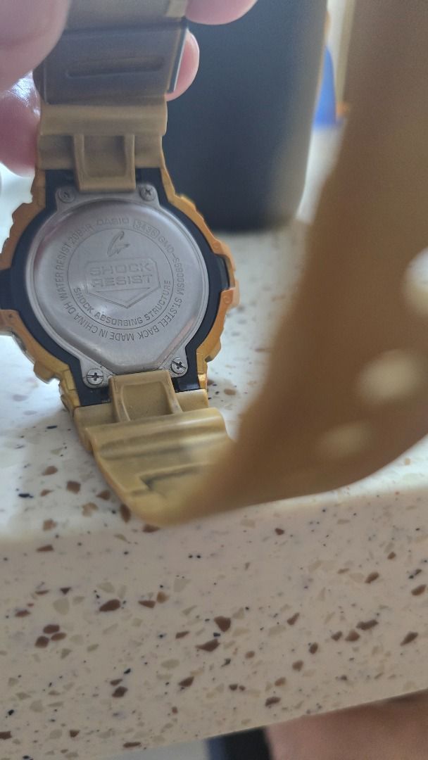 Gshock watch for women (Category: Women's Watches) located in Quezon City. Submitted by ilingad02 (Listing ID 1368190974, Image 2). Description: .