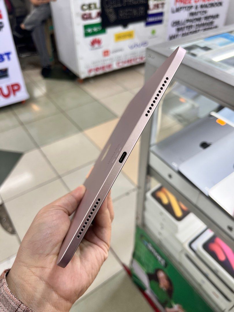iPad Air 5 64GB Wifi Only No Issue (Category: iPad) located in Pasig City. Submitted by fairgadgetshop (Listing ID 1368194127, Image 3). Description: Buy • Sell • Trade • Swap Legit Seller w/ Physical Store Mabilis Kausap / Pass sa Scammer RFS: Buy and Sell 😊 Installment via Credit Card, GGives, Gcredit, SPaylater and Billease with additional interest We accepting Brandnew or Secondhand iPad Air 5 64GB Wifi Only No Issue Working Truetone/fingerp