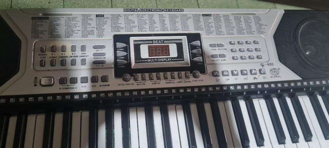 Portable Electric Organ (Category: Musical Instruments) located in Manila. Submitted by shoppebymaria (Listing ID 1368047011, Image 2). Description: In very good working condition. 54 keys.